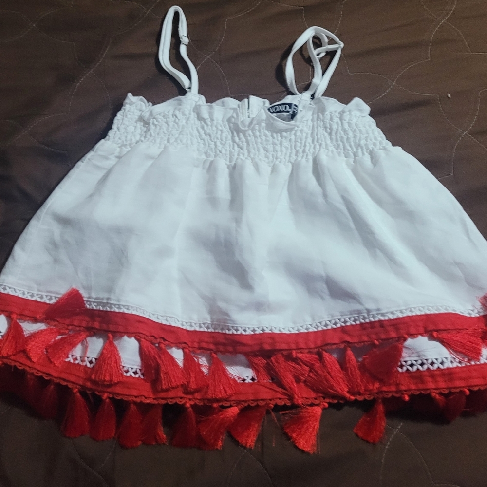 "Xoxo" Women's Cloud Dancer blouse.